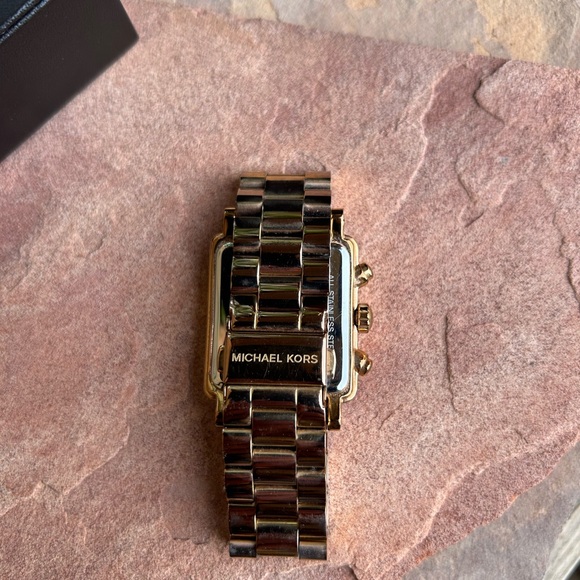 Michael Kors Hudson Rose Gold Chronograph Watch Like New - Picture 8 of 11